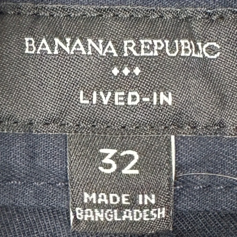 NEW Banana Republic Shorts Mens 32 Lived-In Navy Blue Chino Stretch Flat Front
